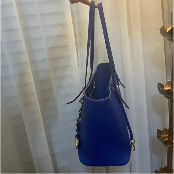 Michael Kors Purse - Picture 7 of 16